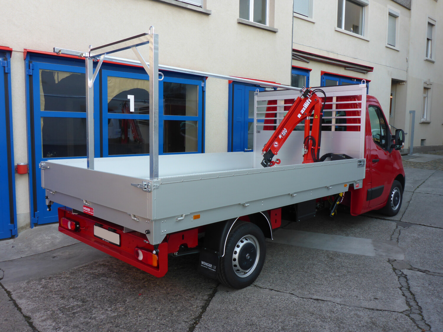 Fahrzeug gepflegt von Wenger AG Basel Abteilung /Kran/ Fahrzeug gepflegt von Wenger AG Basel Abteilung /Kran/