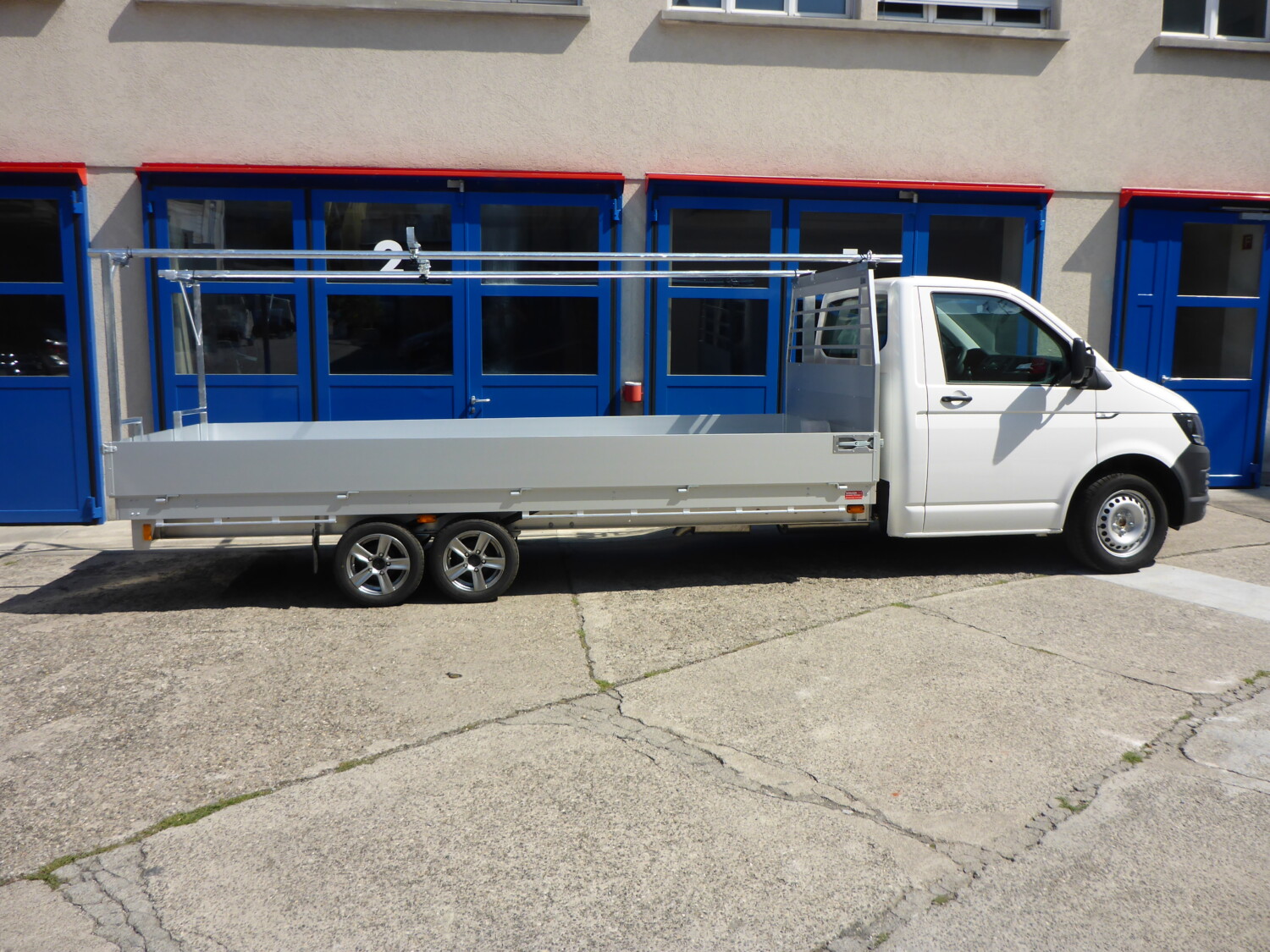 Fahrzeug gepflegt von Wenger AG Basel Abteilung /Tiefrahmenchassis/ Fahrzeug gepflegt von Wenger AG Basel Abteilung /Tiefrahmenchassis/