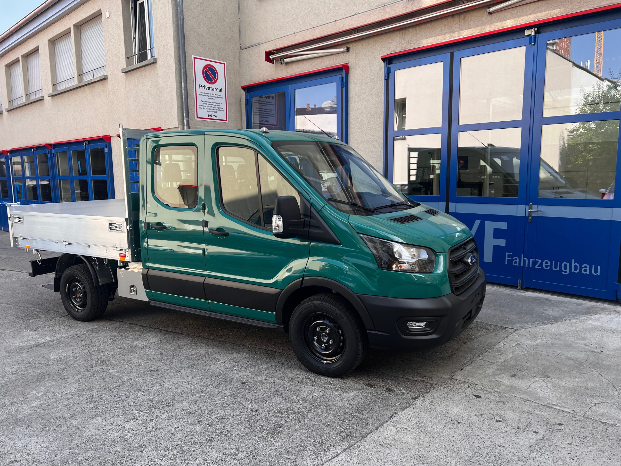 Fahrzeug gepflegt von Wenger AG Basel Abteilung Kipper/Aufbauten/ Fahrzeug gepflegt von Wenger AG Basel Abteilung Kipper/Aufbauten/