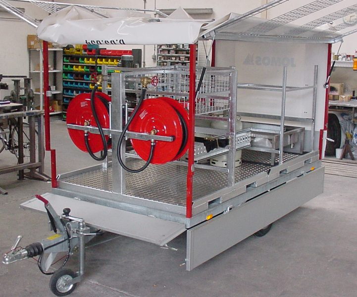 Fahrzeug gepflegt von Wenger AG Basel Abteilung /Spezialanhänger/ Fahrzeug gepflegt von Wenger AG Basel Abteilung /Spezialanhänger/