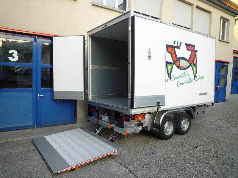 Fahrzeug gepflegt von Wenger AG Basel Abteilung Koffer/Anhänger/Kühlaufbau
