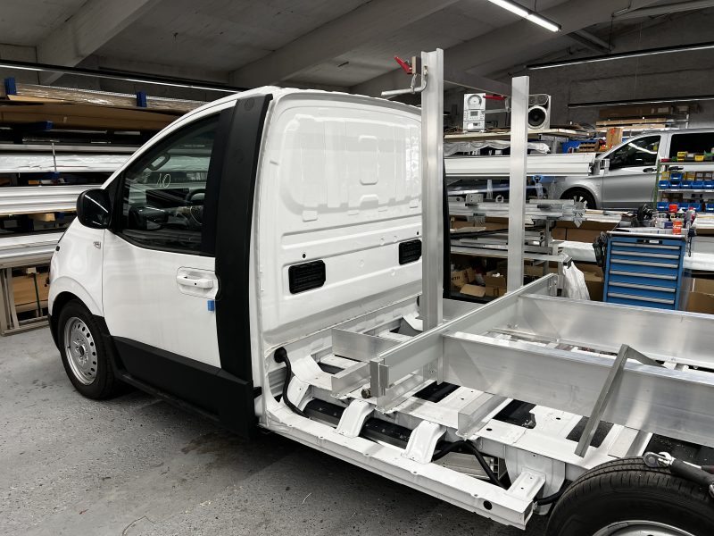 Fahrzeug gepflegt von Wenger AG Basel Abteilung /Elektro/