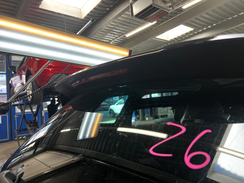 Fahrzeug gepflegt von Wenger AG Basel Abteilung /Hagelschaden-Reparatur/